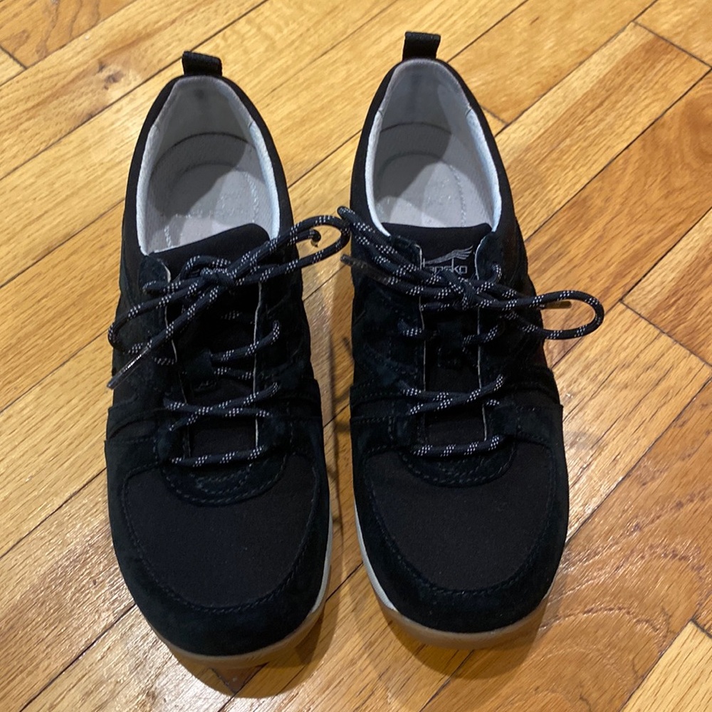 Dansko black tie shoes, size 37